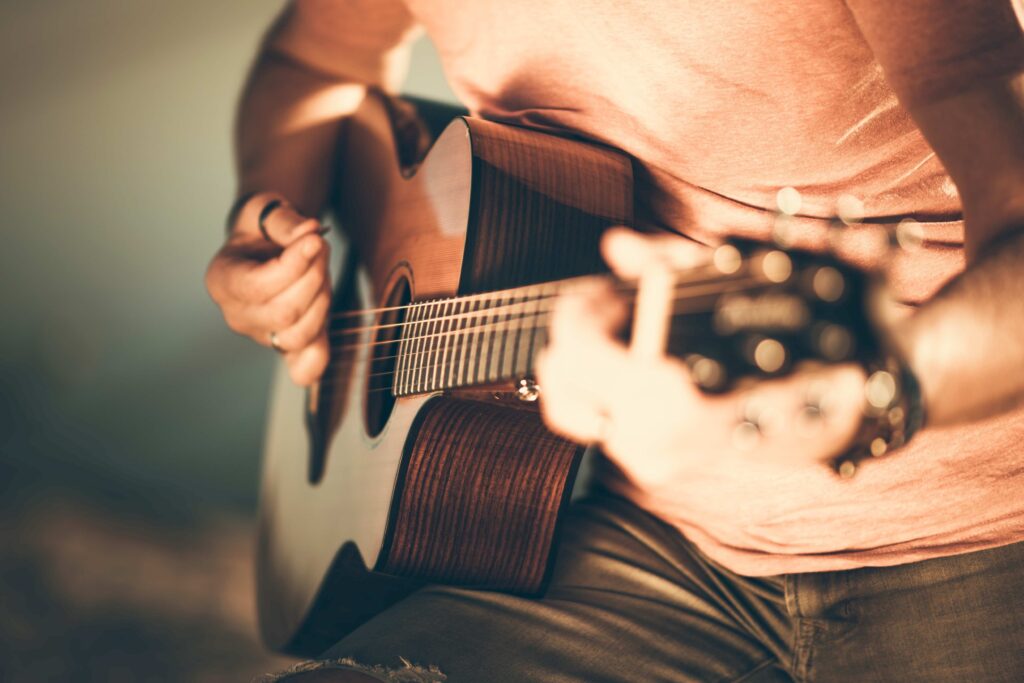 Apprendre les accords à la guitare - Formation débutant